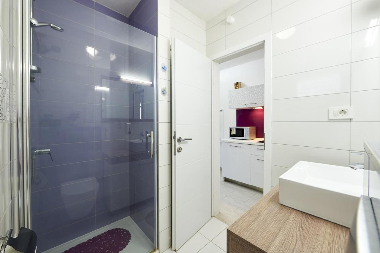 Apartments With A Parking Space Mavarstica, Ciovo - 17803 Trogir Exterior foto