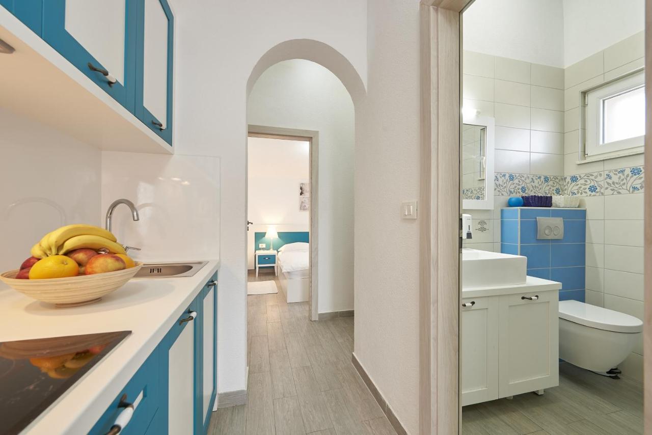 Apartments With A Parking Space Mavarstica, Ciovo - 17803 Trogir Exterior foto